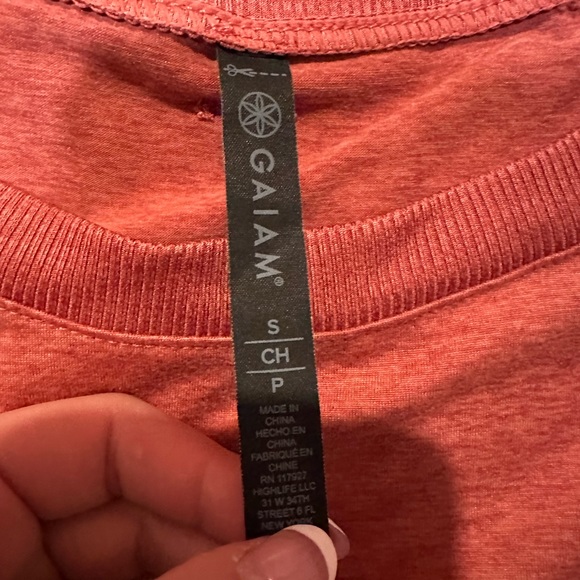 Red Sweatshirt Size Small - Picture 2 of 3